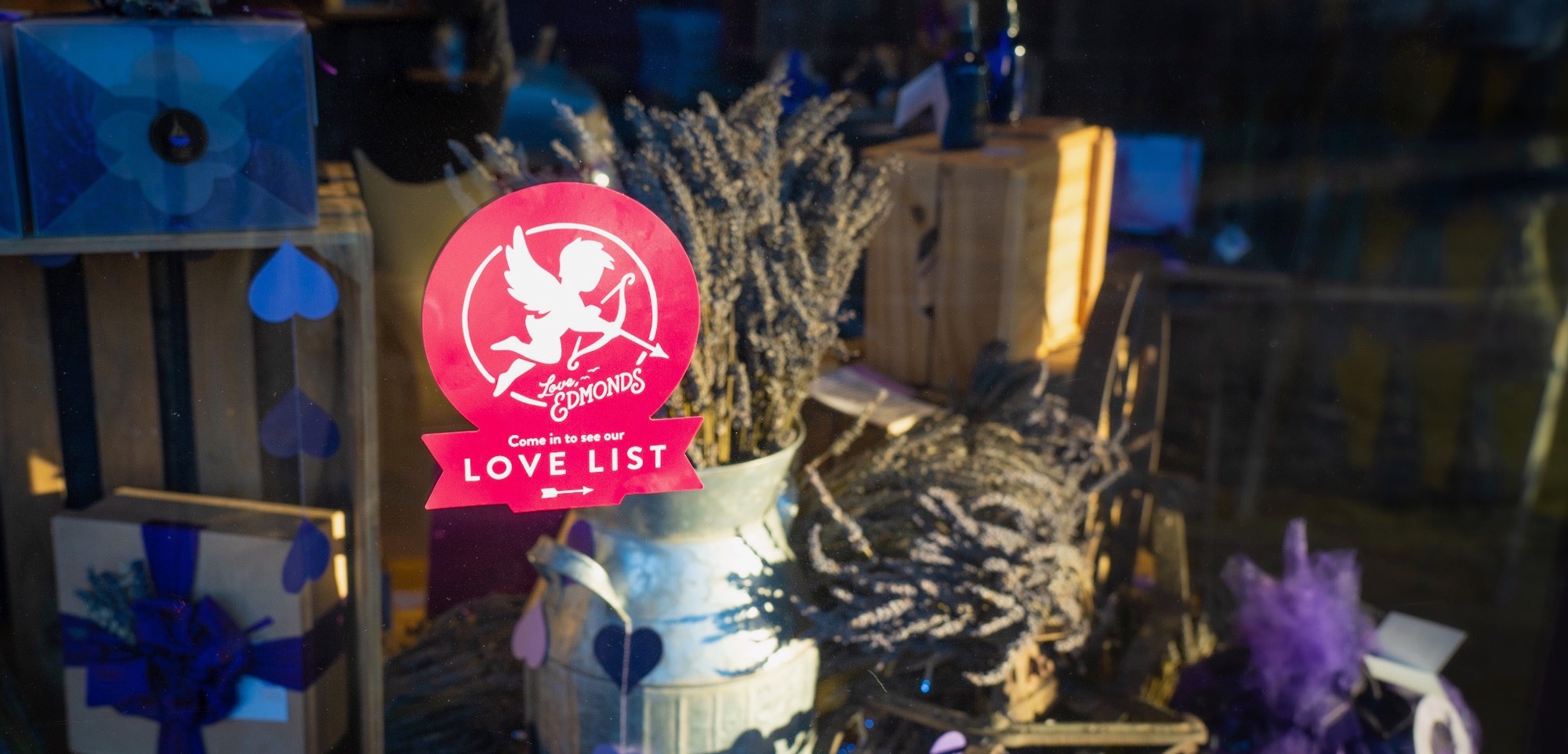 Love Lists in Downtown Edmonds